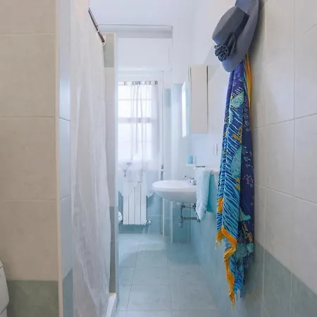 Marine B10 Silvi شقة *